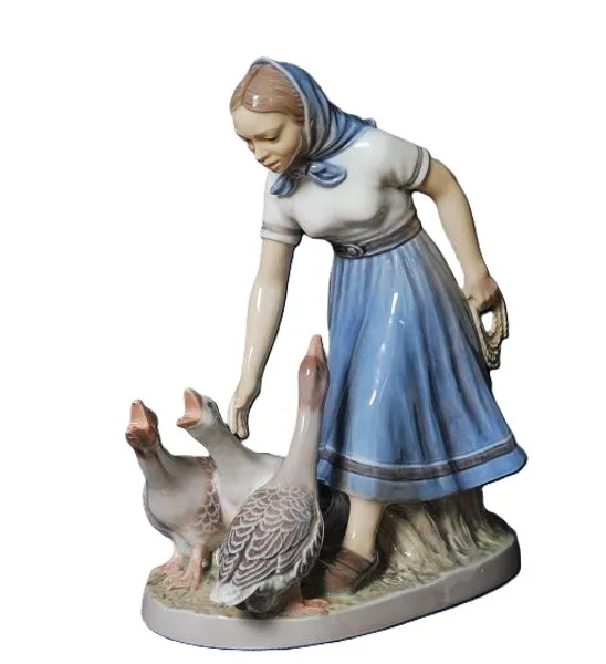Goosegirl, Dahl-Jensen Датский фарфор, приобрести оригинальную фигурку