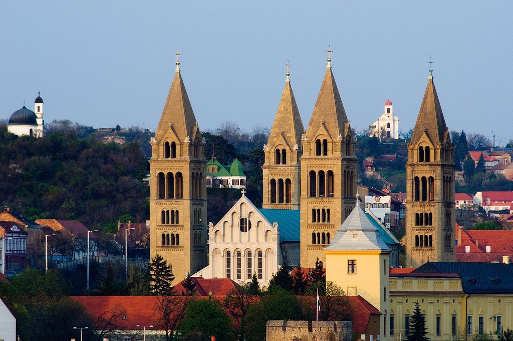 Печа (венг. Pécs)